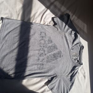 Adidas Tshirt